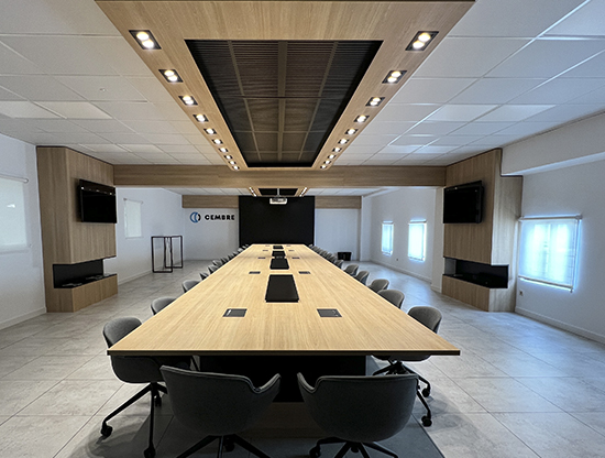 Proyecto interiorismo oficina Cembre